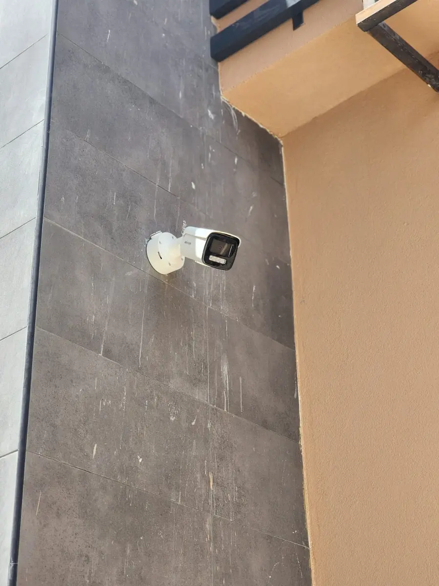 كاميرا مراقبة خارجية
